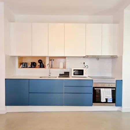 Akicity Anjos In Apartment
